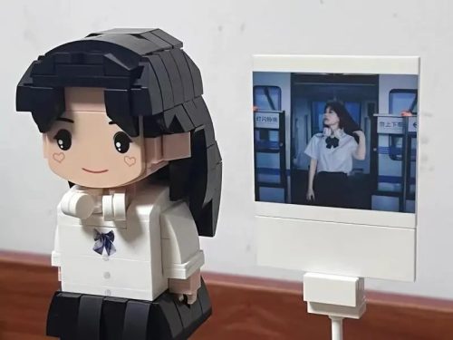 The quality of the pieces and the overall construction is top-notch. Feels sturdy and well-made. My daughter can't put her doll down!