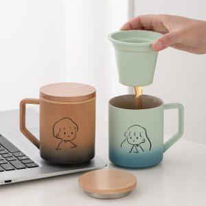 Ceramic custom logo engraved couple mugs, a pair of lover-style water cups, coffee cups with lids.