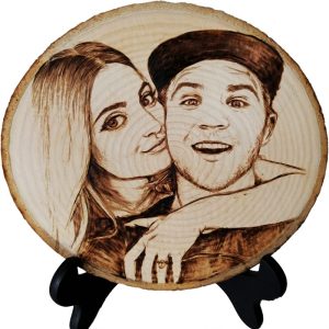 Handcrafted wooden figure etching main product image, showcasing intricate details and making it a perfect personalized gift for Valentine's Day, anniversaries, and special occasions.